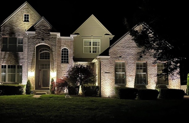 Stunning home, Geist Lake area. 30 Minutes from Indianapolis Motor Speedway!