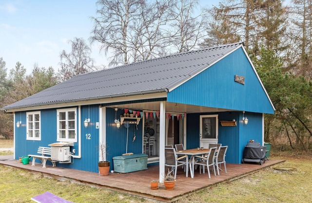 Stunning home in Aakirkeby with WiFi