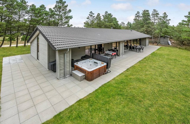 Stunning home in Blåvand with WiFi