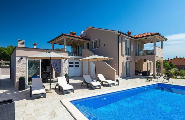 Stunning home in Labin - Rabac