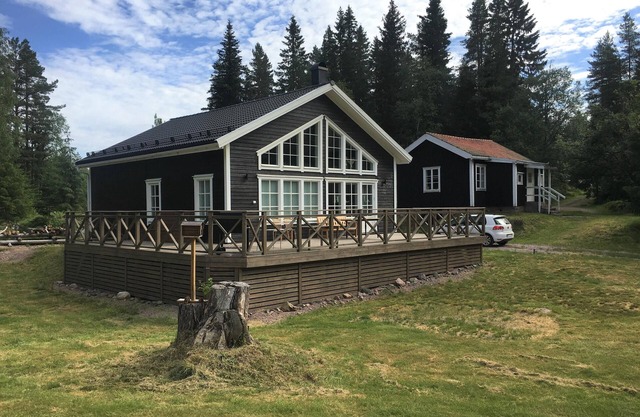 Stunning home in Rörbäck with 2 Bedrooms and WiFi