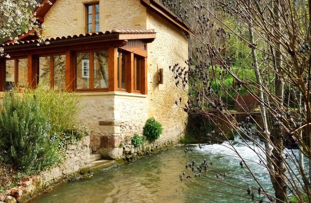 Stunning home in Sagelat