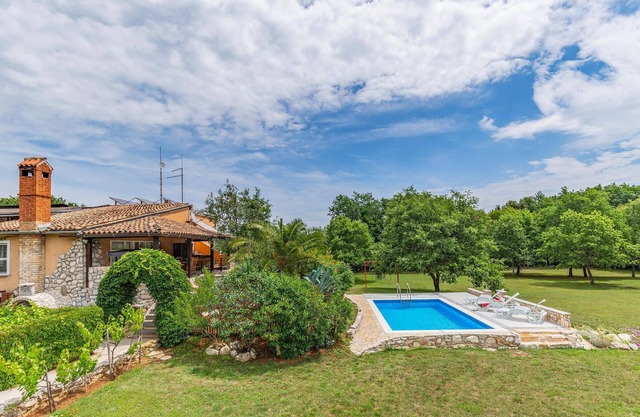 Stunning home in Valtura with WiFi