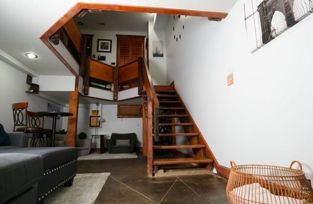 Stunning Home near Downtown, Fell's Point, & Johns Hopkins Hospital