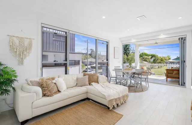 Stunning ocean views from modern Kingscliff townhouse!