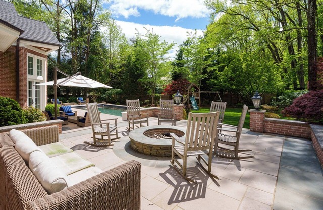 Stunning Princeton estate, pool, sport court, walk to town.