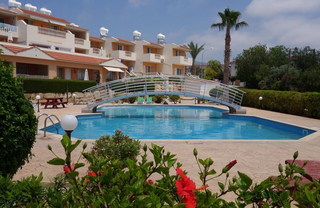 Stunning View, Large Pool Area, Spacy Balcony, Aircon, Free Wi-Fi, UK-TV