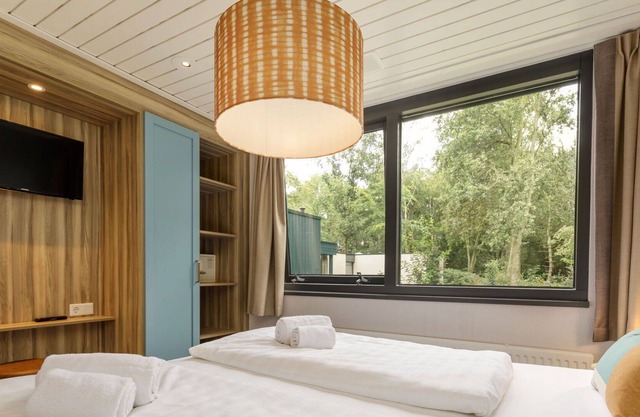 Stunning villa for 2 guests with pool, WIFI, TV, terrace and parking