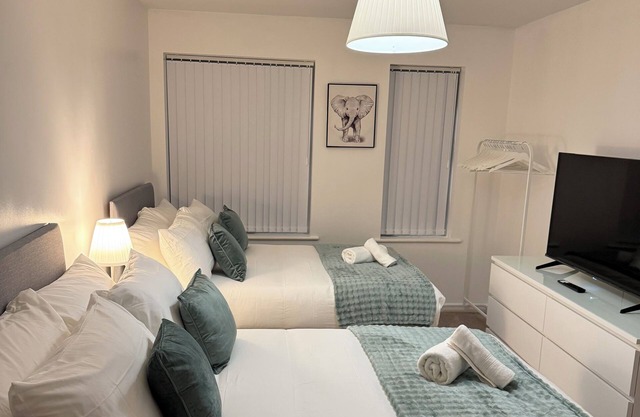 Stylish 1-BR Apartment: Perfect for 4