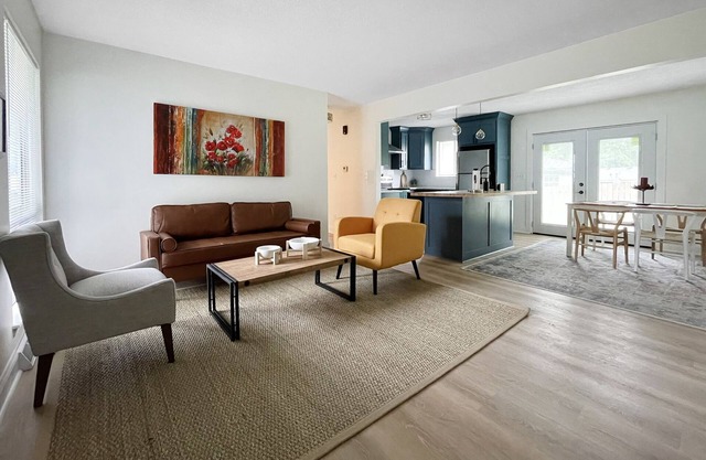 Stylish 2BR Near highway/Advent Health/Dwntwn OP