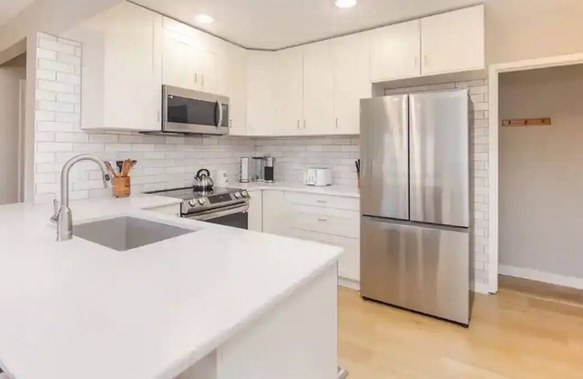 Stylish 3 Bedroom Home in West Des Moines