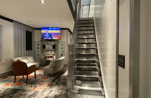 Stylish 4 bedroom home near Philadelphia