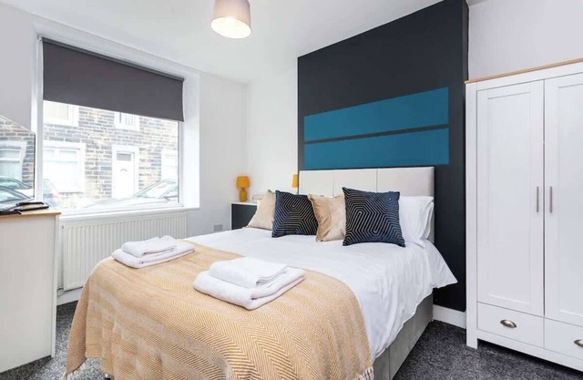 Stylish & Affordable home in Burnley with Parking