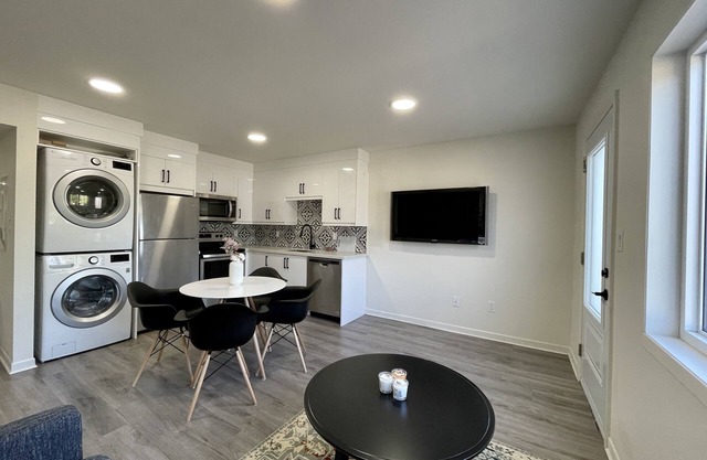 Stylish and Bright 3BR Loft W/Balcony East York!