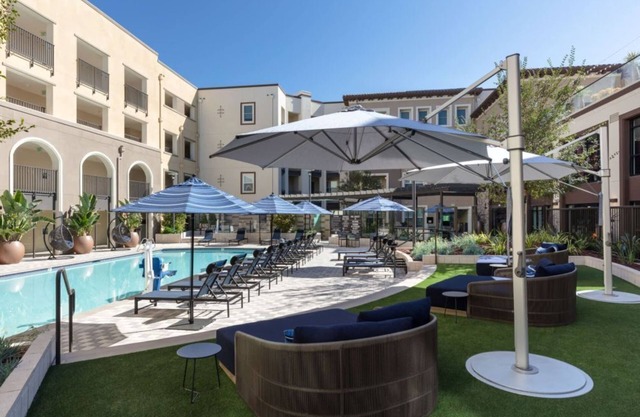 Stylish and Spacious 2BR Condo with Gorgeous Pool