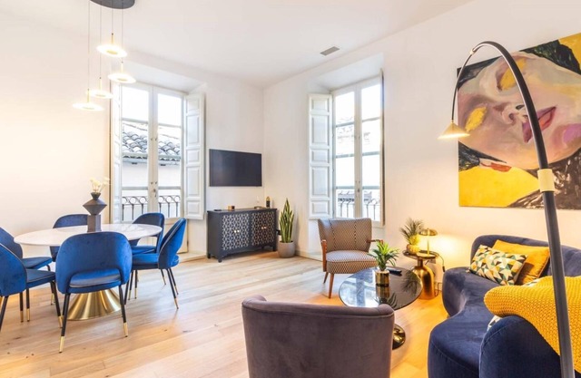 Stylish apartment in the heart of Granada