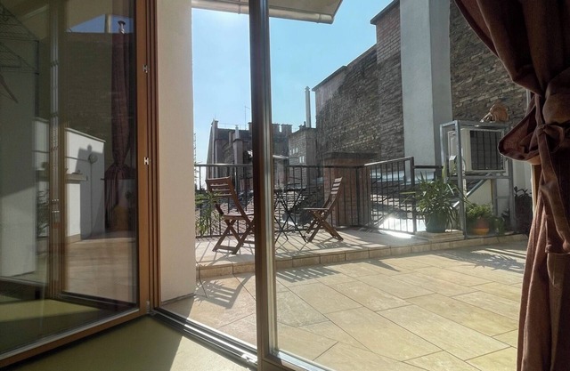 Stylish apartment: Top floor with private terrace