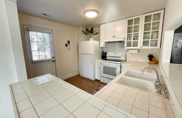 Stylish Central Tacoma Pad