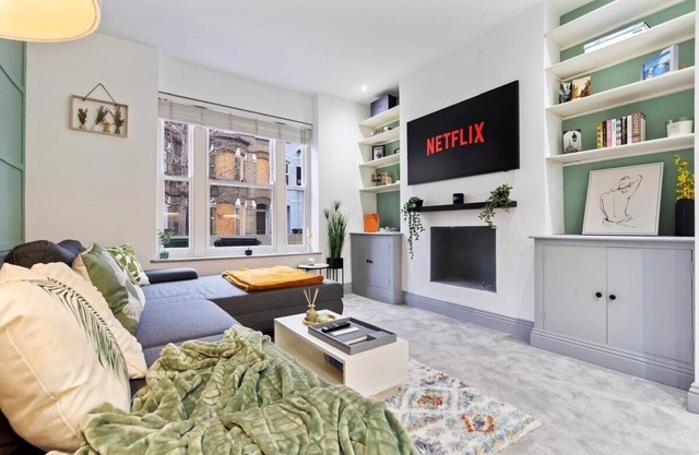 Stylish & Cosy Flat in the Heart of Fulham - 1BDR
