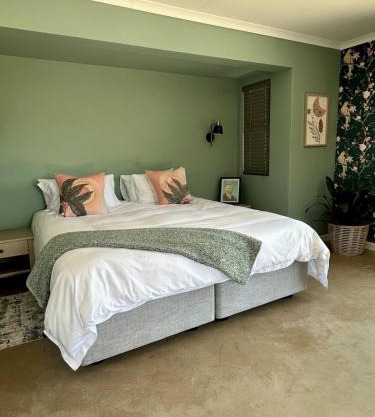 Stylish Cottage on secure estate
