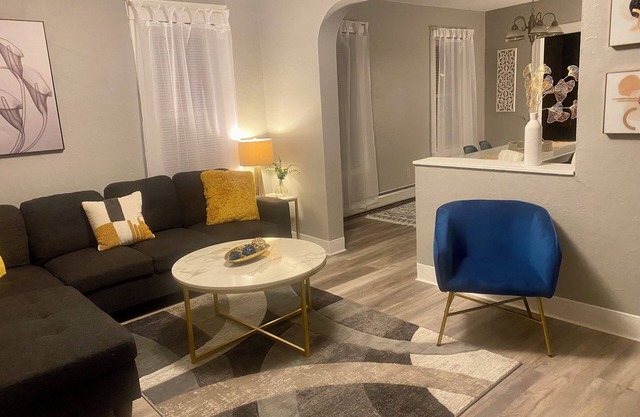 Stylish Freshly Renovated Duplex in Windber PET FRIENDLY