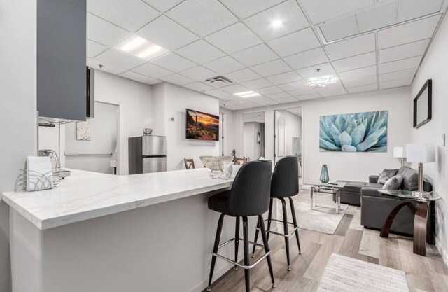 Stylish & Prestigious! 2 Bed/2 Bath-On The Avenue