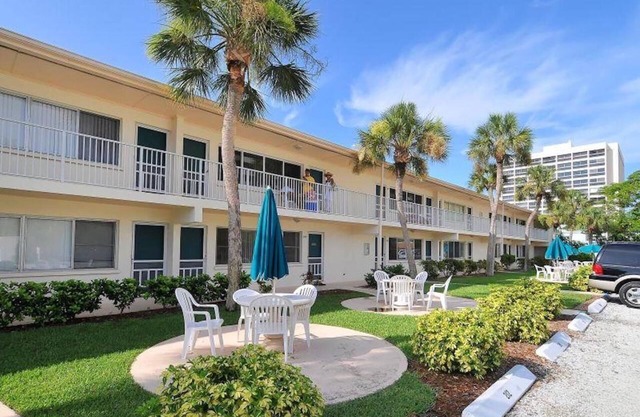 Stylish Retreat on Private Crescent Beach