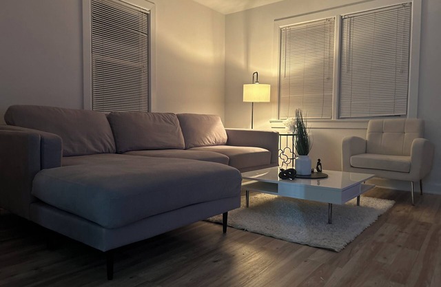 Stylish stayat McLean next to tysons corner