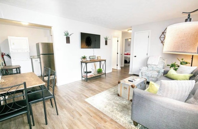 Stylish Urban Escape in the Heart of Danville-22