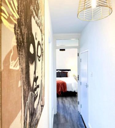 Stylish Westbrook Apartment
