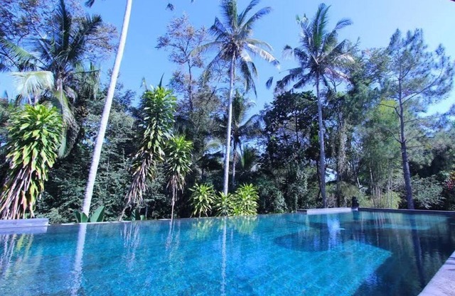 Suara Air Luxury Villa Ubud