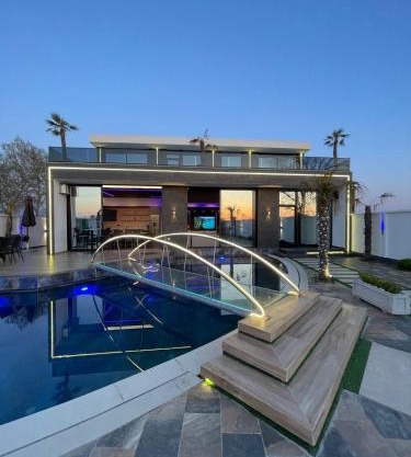 Sueño Luxury Villa