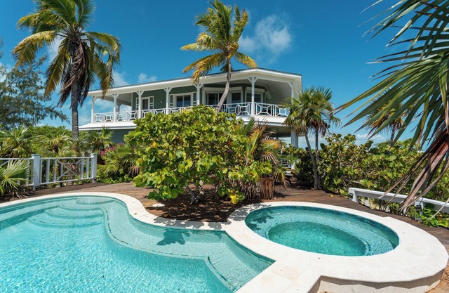 Sugar Beach Villa, - sprawling estate with hot tub, pool, and private cottages