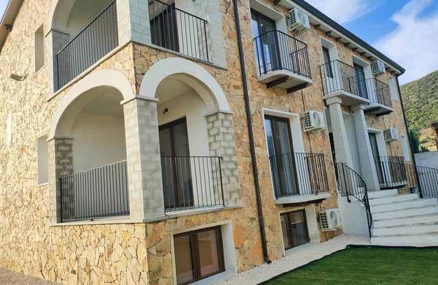 Suite apartment bcny PORTO PINO i4mori