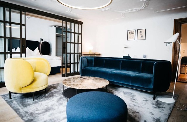 Suite "Cityflat", non-refundable rate - arthotel Blaue Gans