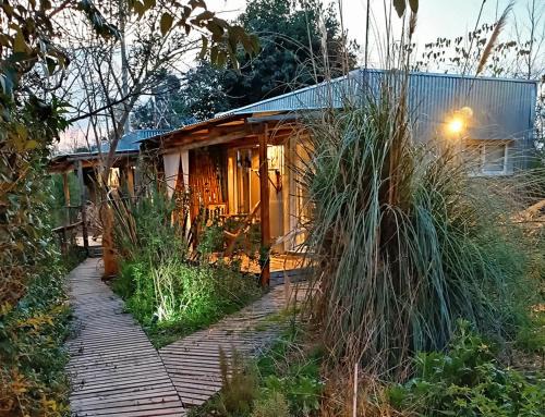 SUITE DEL BOSQUE - Desayuno - Pileta - Domingos check out 17hs