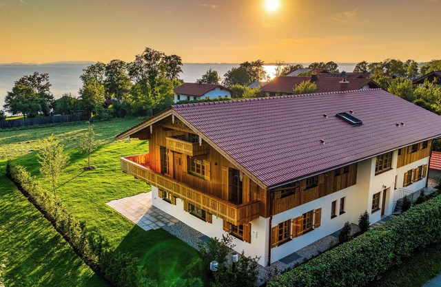 Suite Pfaffersee - barrier-free access with terrace and lake view