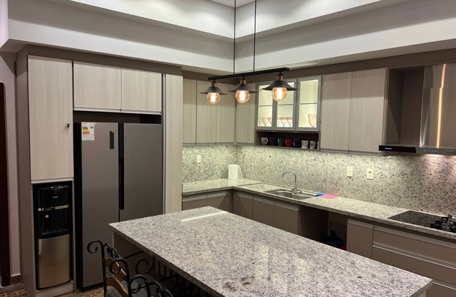 Suite - Renovated Colonial Home in Asuncion