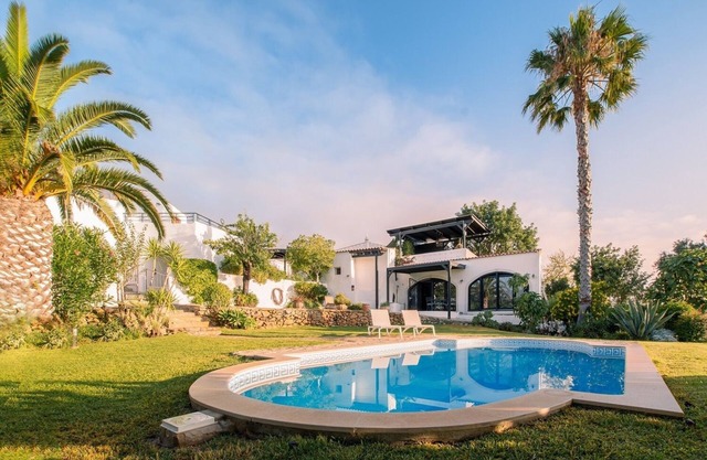 Suite Swimming Pool Quinta da Eira 140 years old
