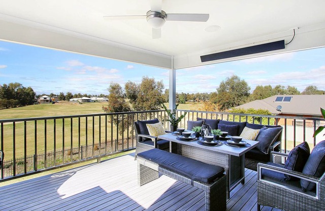 Suite @ The Clubhouse on Robinson, Black Bull Golf Course