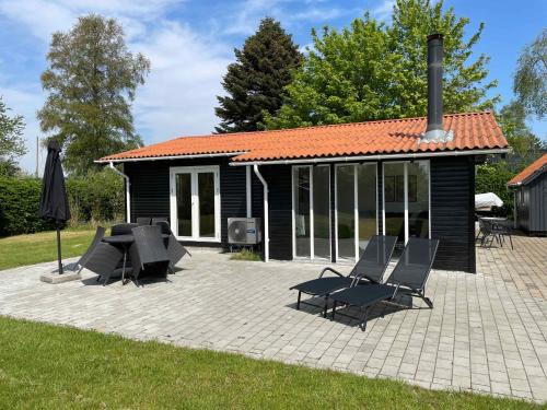Summer House Near The Sea And Good Experiences