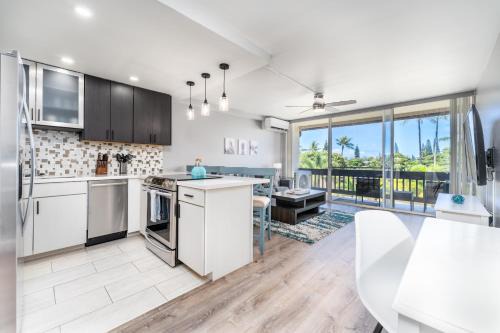 Summer Special -Ocean View Renovated Condo in Napili LSV06