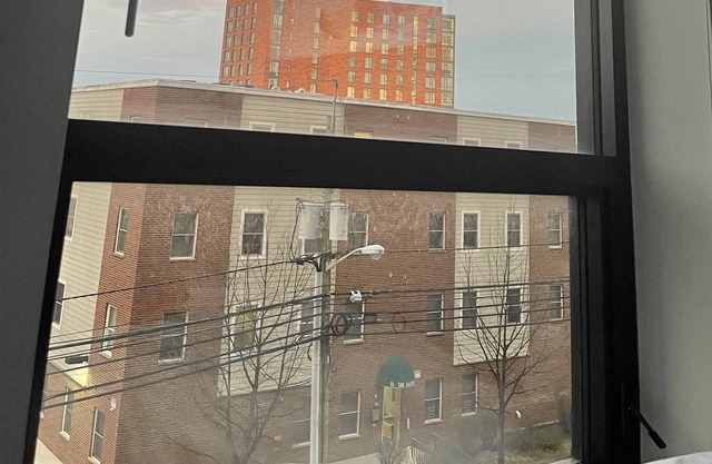 Summer Sublease Single Bedroom is stylish new apartment building!