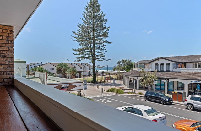 Sun Soaked - Live the Lennox Village Lifestyle