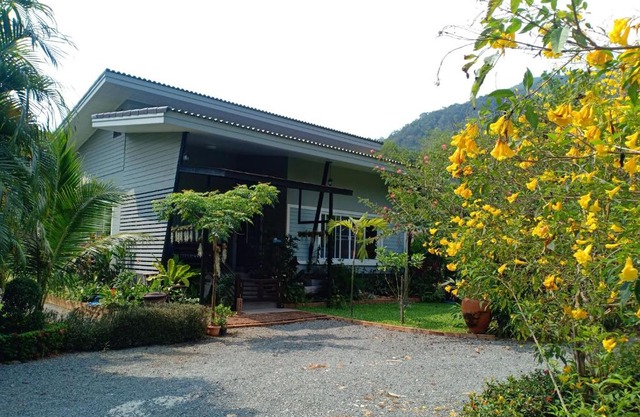 Sunbeam Cottage