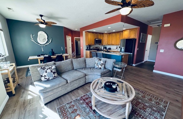 Sundown Sanctuary by Mesquite Vacation Rentals near Jensen Trailhead Park with $510 free daily activities!