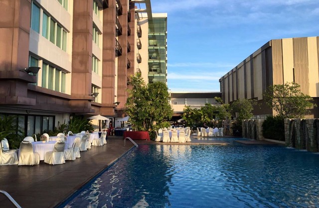 Sunee Grand Hotel