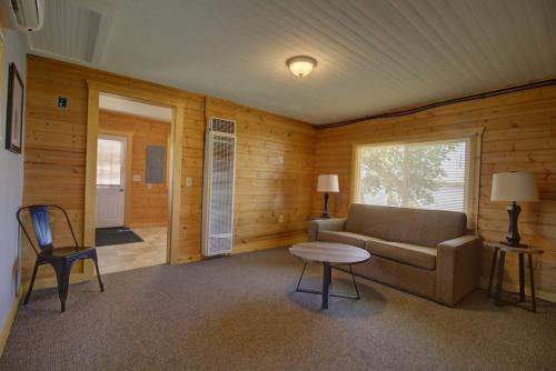 Sunfish Cabin Lakefront