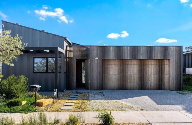 Sunlight House, Eco Village, Cape Paterson