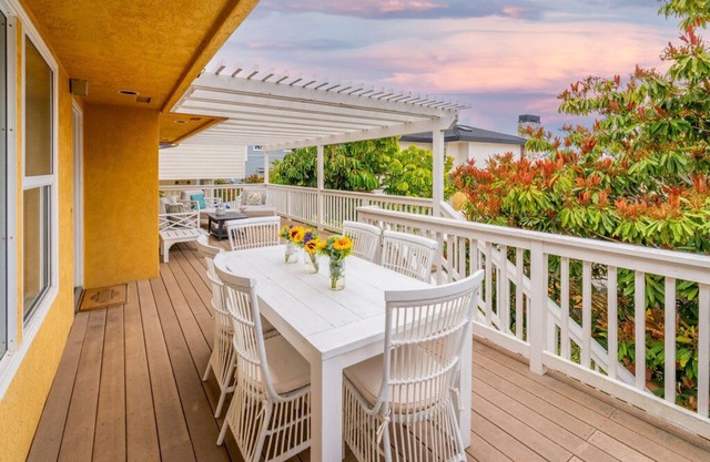 Sunlit La Jolla Village Gem with Peak Ocean Views!